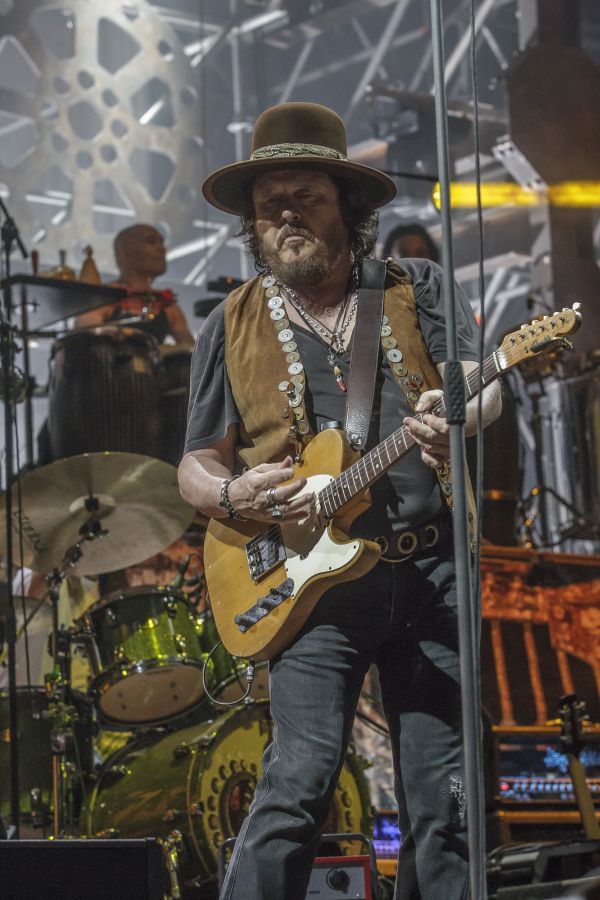 Zucchero "Quale senso abbiamo noi", il nuovo singolo [VIDEO] Velvet