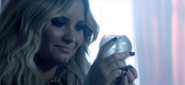 demi_lovato_frozen_01