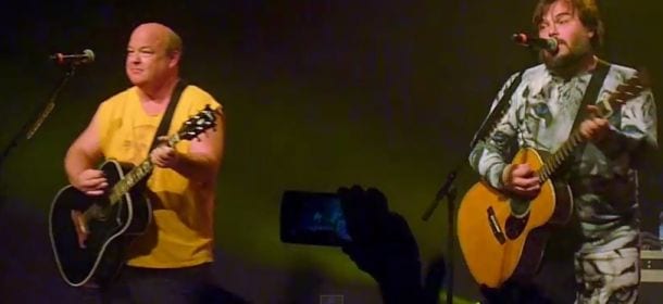 Tenacious D incendiano il pubblico rock di Milano nell'unica tappa italiana [VIDEO]