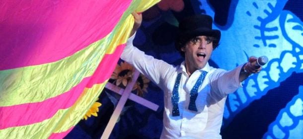 Mika accontenta i fan: altre 5 date in Italia per il suo tour