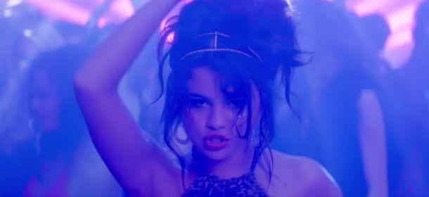 Selena Gomez: per Zedd diventa la regina delle piste da ballo [VIDEO]