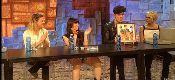 The Kolors: le mozzarelle, Amici, la vetta della classifica e i palchi di Roma e Milano