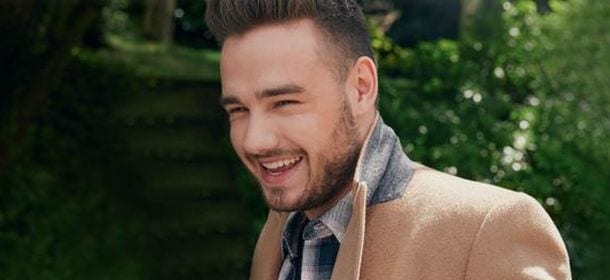 Liam Payne canta sotto la doccia, fan in tilt sul web: "Canzone dal nuovo album?" [VIDEO]