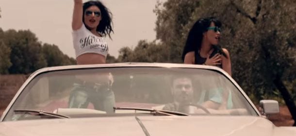 Baby K e Giusy Ferreri come Thelma e Louise nel video di "Roma-Bangkok"