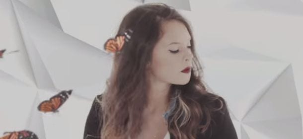 Francesca Michielin e l'amore che porta "Lontano": video ufficiale prima del live a Milano