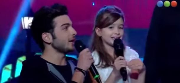 Il Volo, Gianluca Ginoble commosso dopo aver cantato con una piccola fan [VIDEO]