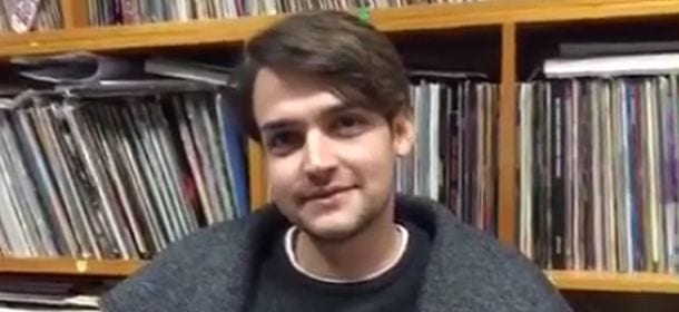 Valerio Scanu si racconta da Red Ronnie prima del raduno con l'Invincibile Armata [VIDEO]