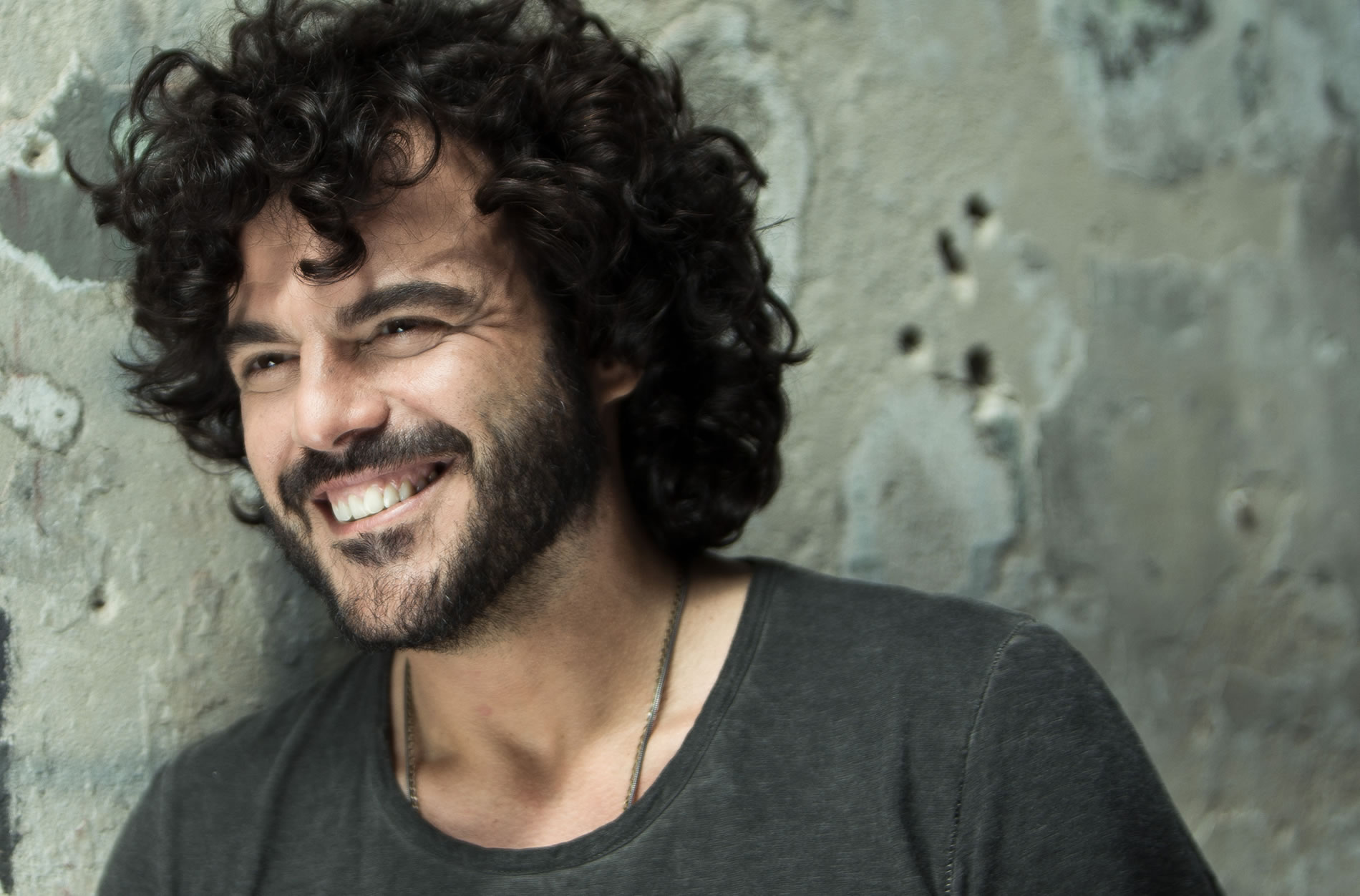 Francesco Renga: esibizione battiti Live VIDEO