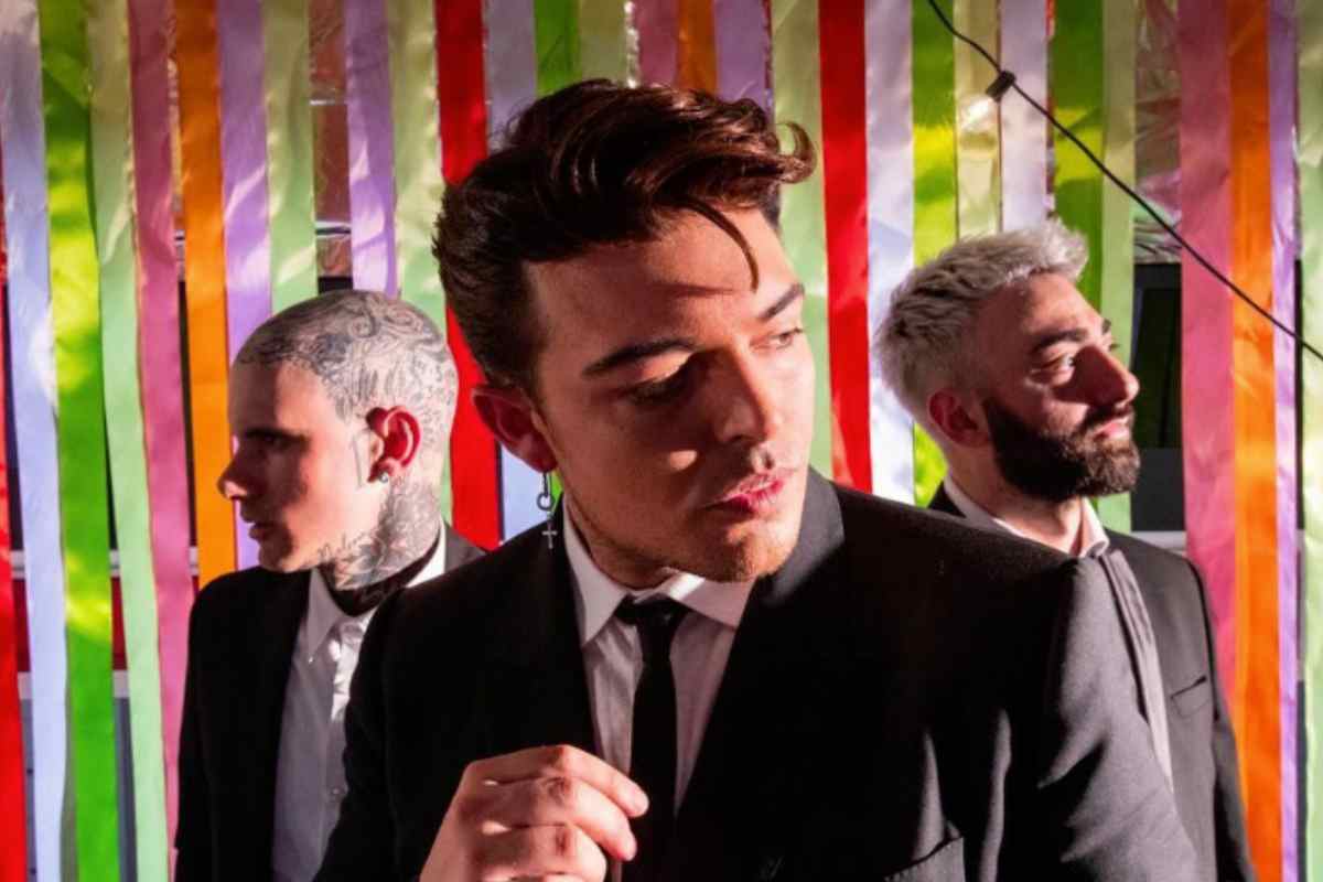 cosa significa la nuova canzone dei the kolors