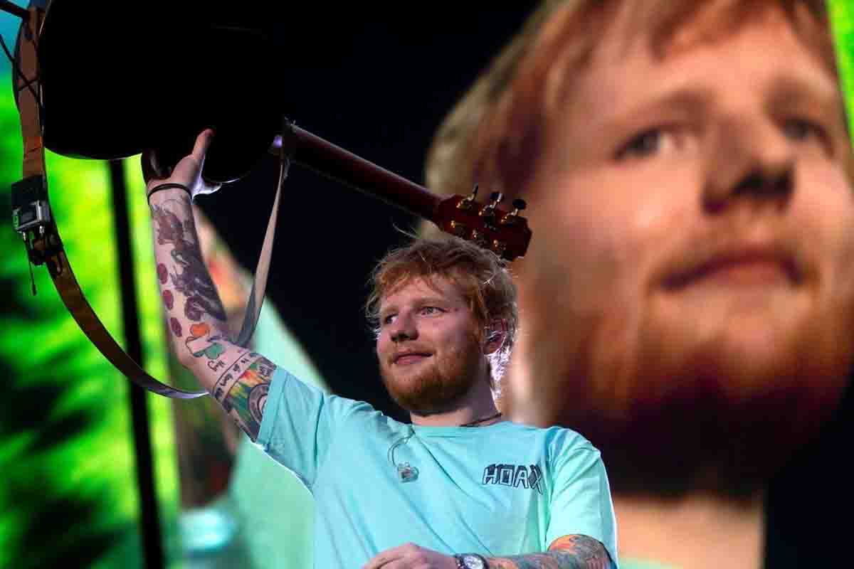 Niente concerto a Las Vegas, Ed Sheeran suona a un matrimonio