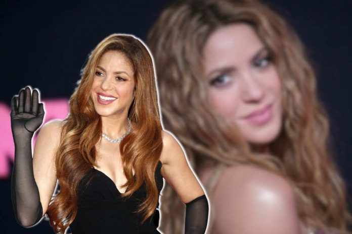 Shakira with a nanny on video