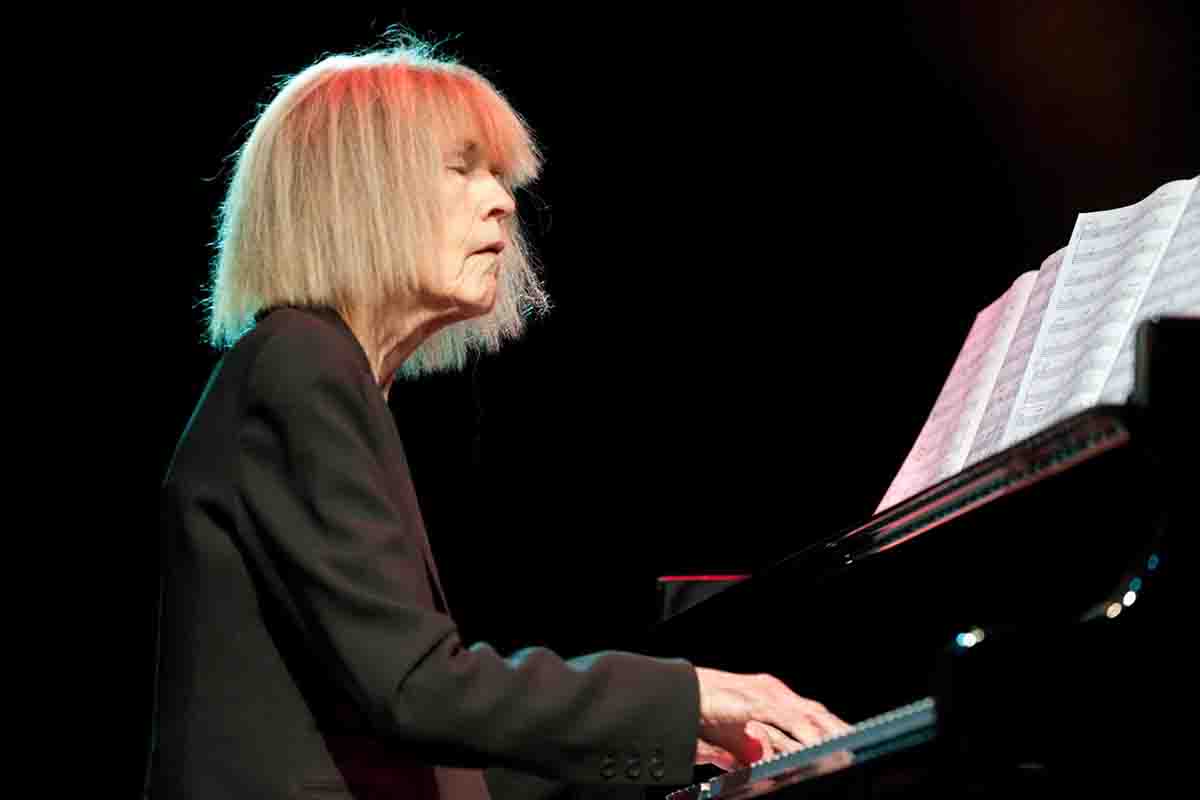 Innumerevoli le collaborazioni di successo di Carla Bley