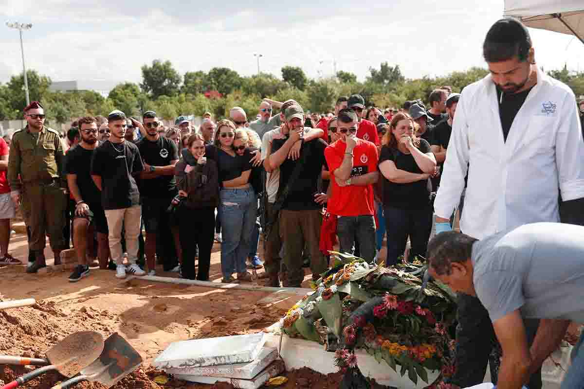 Molte delle vittime del Supernova Sukkot Festival non hanno ancora un nome