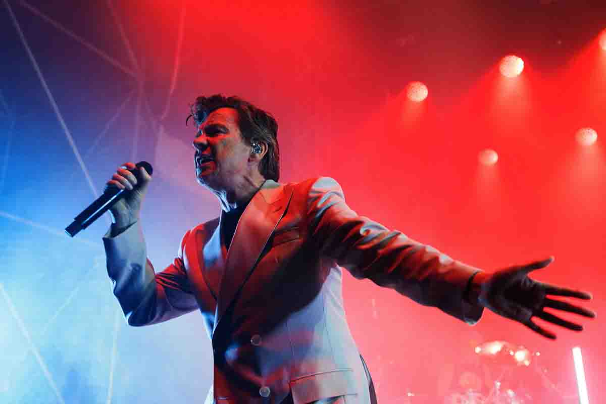 Rick Astley, 57 anni, quarant'anni di carriera